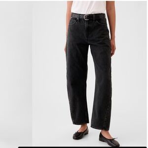 GAP High Rise Barrel in Black